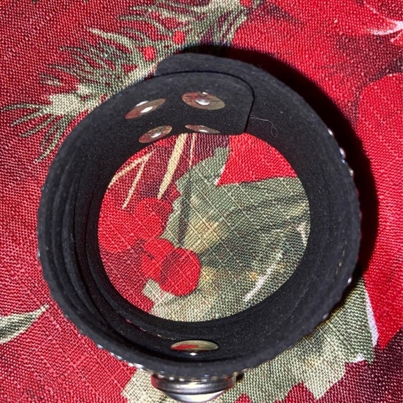 - HD Snap Bling Bracelet - Picture 4 of 7